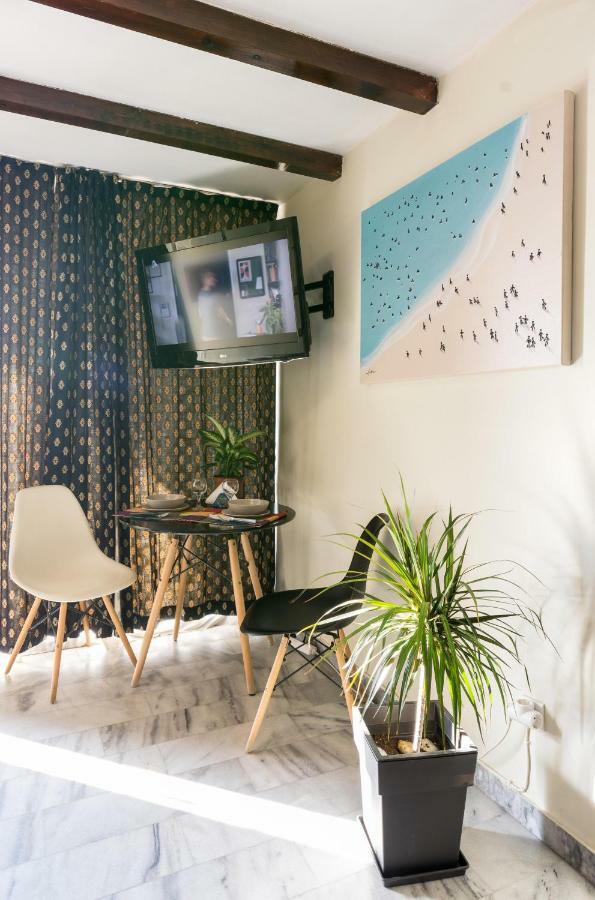 Top Floor Studio Near Metro&View&200Mbps Athens Exterior photo