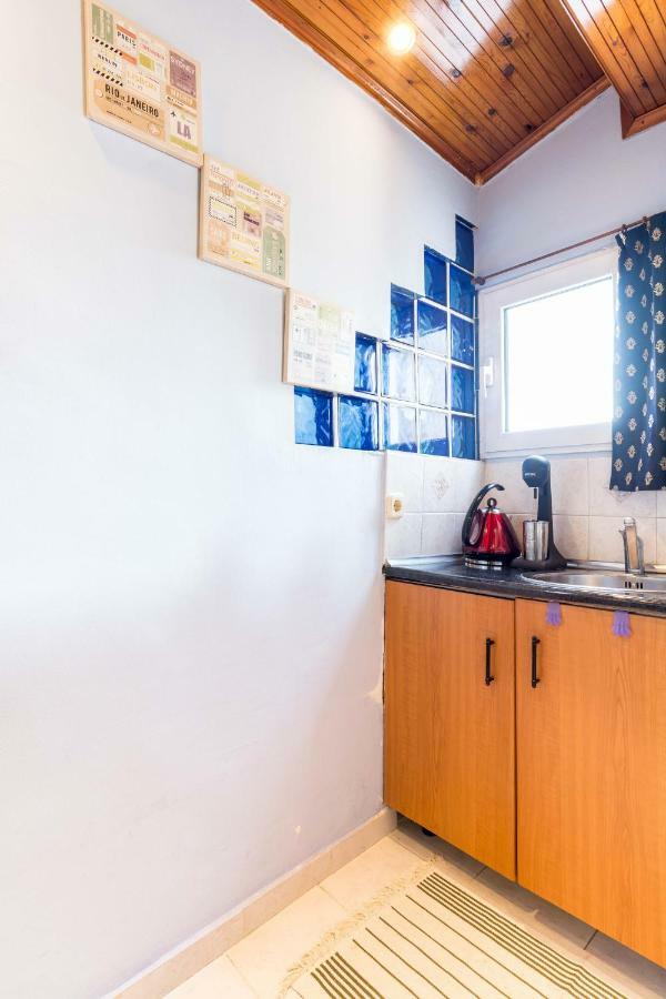Top Floor Studio Near Metro&View&200Mbps Athens Exterior photo